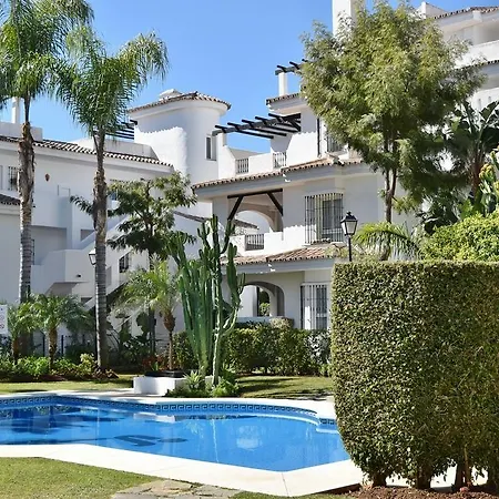 Y Casas Serinamar Marbella Hotel 3*
