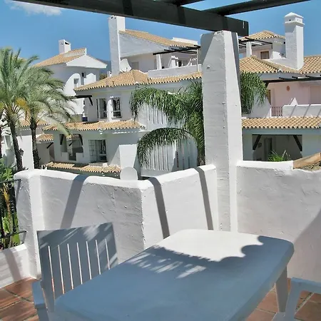 Y Casas Serinamar Marbella Hotel