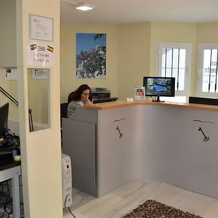 Hotel Y Casas Serinamar Marbella 3*