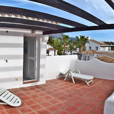 Hotel Y Casas Serinamar Marbella 3*