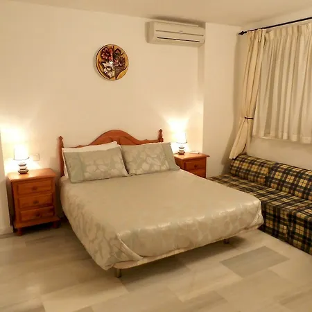 Y Casas Serinamar Marbella El Ángel
